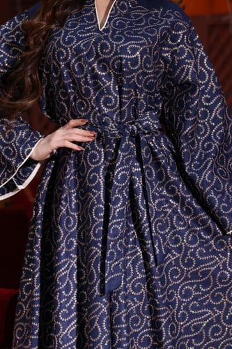 جلابية كويتية لينن بتطريز كمبيوتر وفصوص لامعة