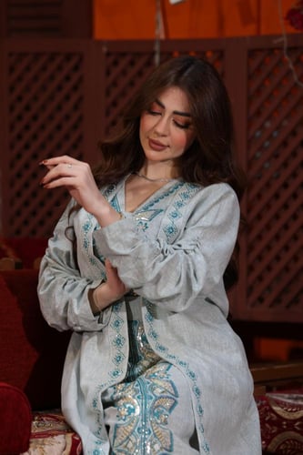 جلابية كويتية لينن قطعتين بتطريز يدوي