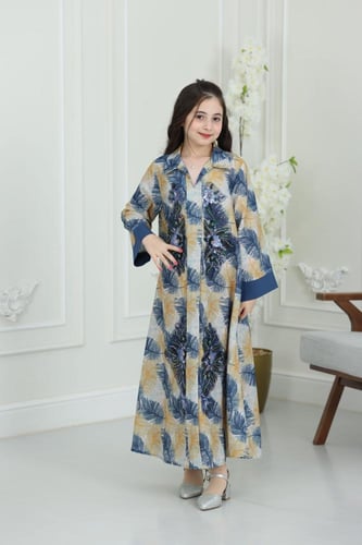 جلابية لينن ( بناتي ) بطبعة ريش وتطريز ترتر