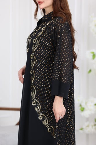 جلابية شيفون مطرزة بخيوط ذهبية فاخرة مع بطانة داخل...