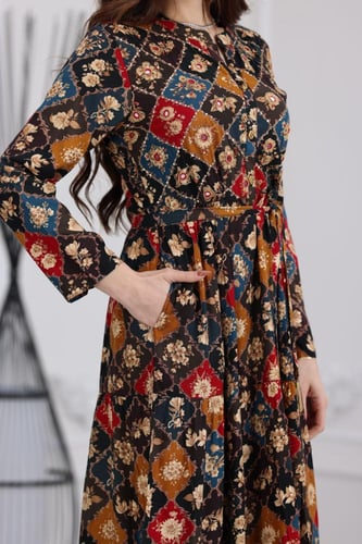 جلابية رايون قطن منقوش بتطريز خفيف على الصدر