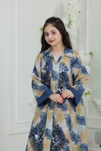 جلابية لينن ( بناتي ) بطبعة ريش وتطريز ترتر