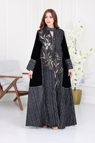 جلابية مخمل سهرة فاخرة بتطريز يدوي مع نقوش تراثية...