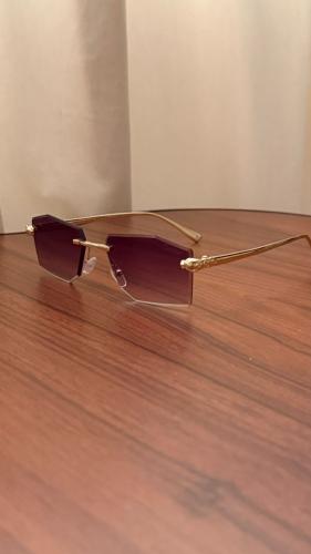 Women's Cartier glasses, high quality, Italian cra...