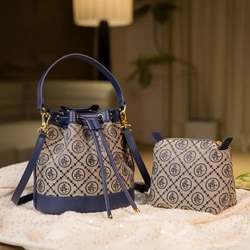 Bucket bag embroidered two pieces