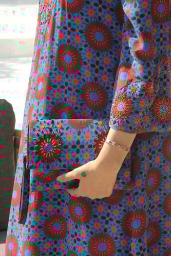 فستان نسائي مع حقيبة