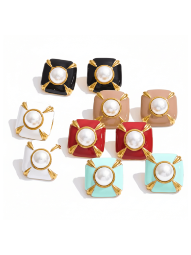 Hana Stud Earrings