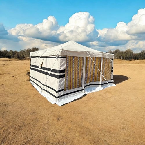 خيمة باكستانية ابيض مخطط واجهه شفاف