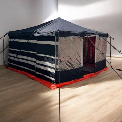 خيمة باكستانية اسود مخطط واجهه شفاف