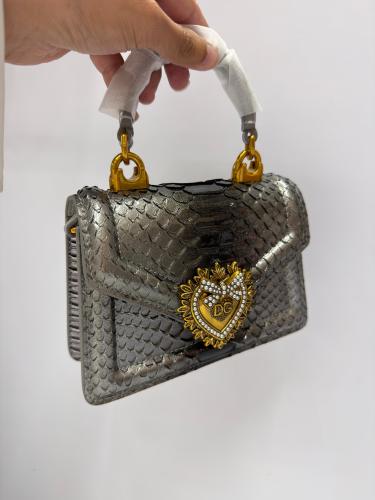 شنطه دولتشي قابانا ماستر