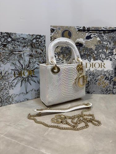 شنط ليدي ديور ماستر مع الملحقات