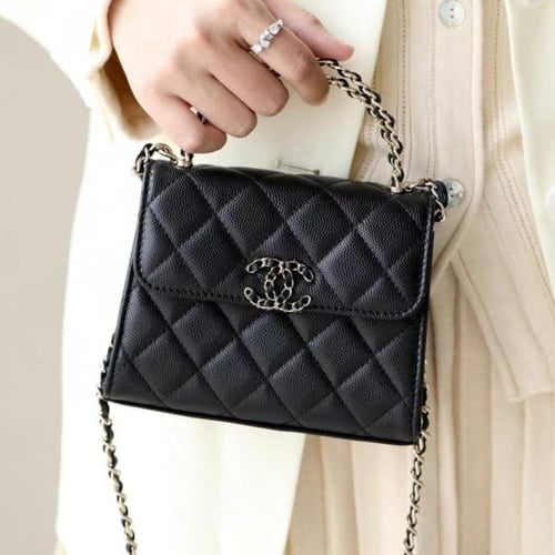 شنطه شانيل ذهبي ماستر