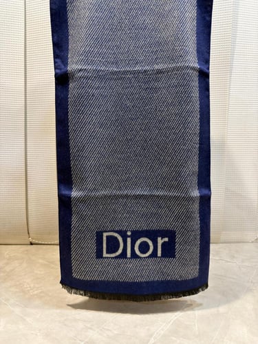 سكارف ديور هاي كوالتي يصلح للجنسين