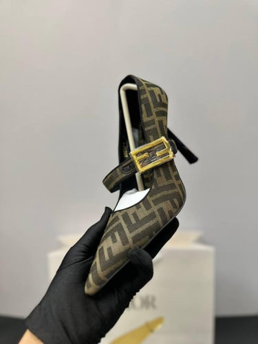 كعب فندي ماستر