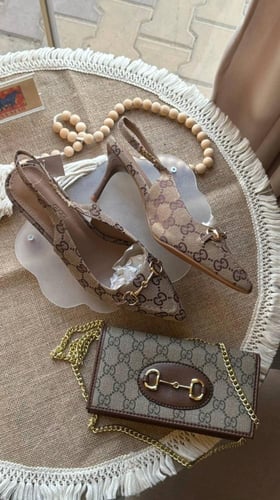 طقم قوتشي بيج