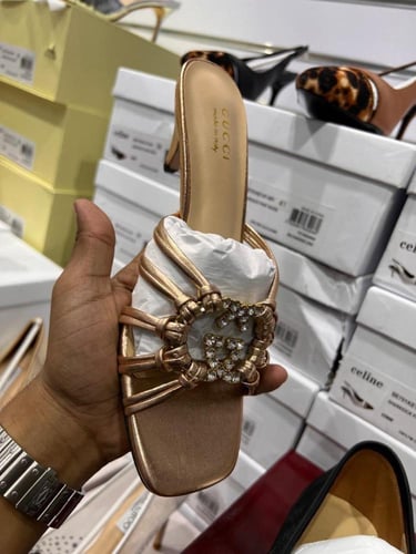 كعب قوتشي ماستر مع الملحقات