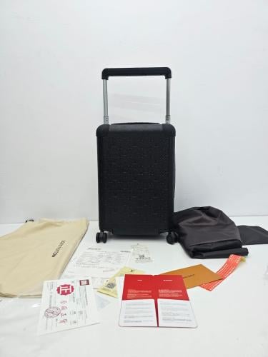 ‏شنطه سفر لويس فتون