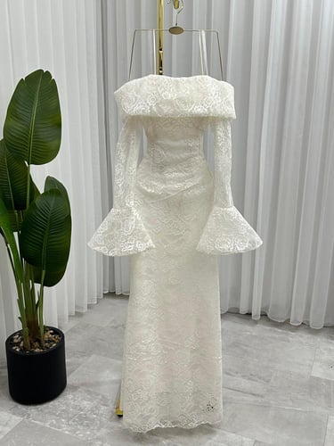 فستان دانتيل ابيض