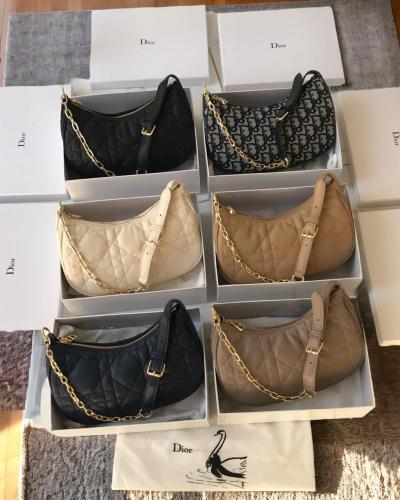 شنط ديور مخفضه