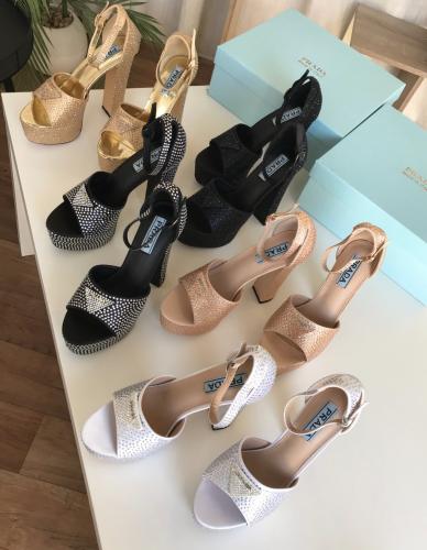 كعب برادا كرستال