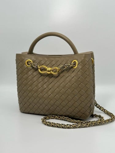 شنطه انيقه نسائيه