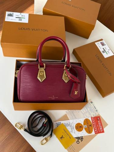 شنطه Lv الأكثر طلبا