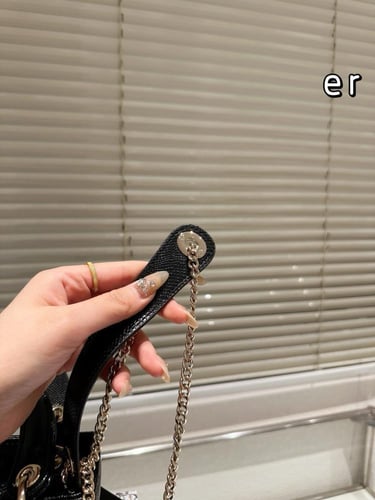 شنط ليدي ديور ماستر مع الملحقات