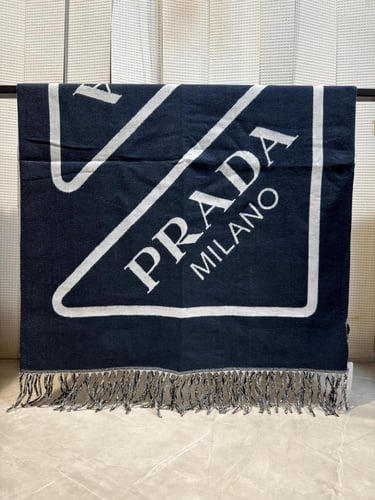 سكارف برادا هاي كوالتي يصلح للجنسين