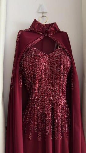 فستان سهره عنابي