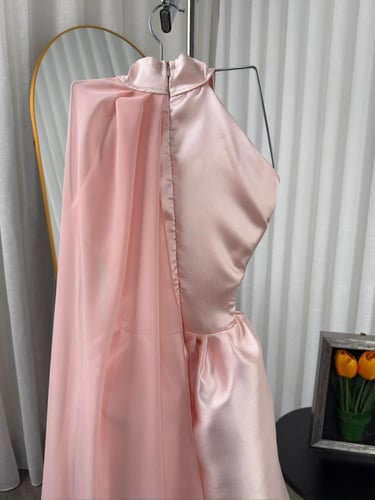 فستان العيد بينك