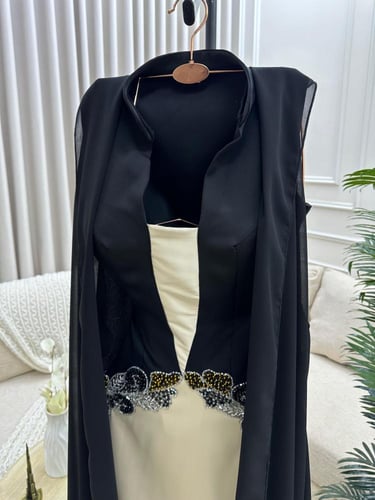 فستان سهره اسود مع ابيض