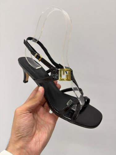 كعب فندي ماستر