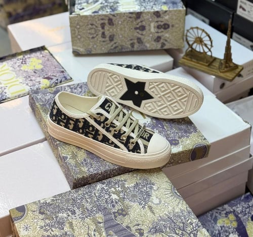 شوز ديور ماستر