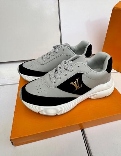 شوز لويس فيتون