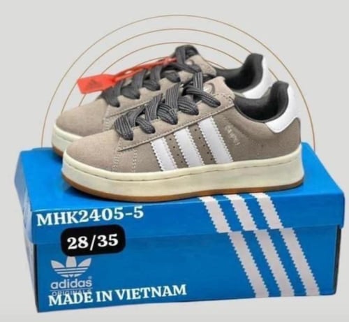 شوز اديداس اطفال