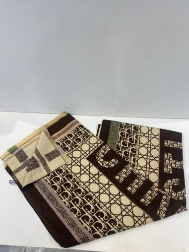 سكارف ديور هاي كوالتي