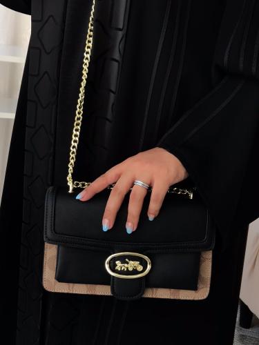 شنط كوتش مخفضه