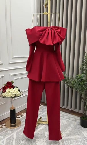 بدله العيد احمر