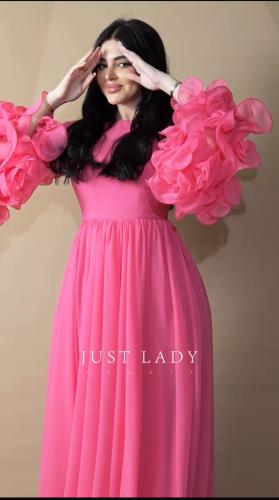 فستان ناعم وردي