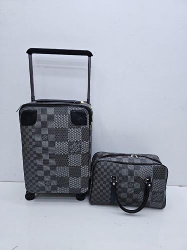 عرض طقم شنطه سفر+شنطه يد