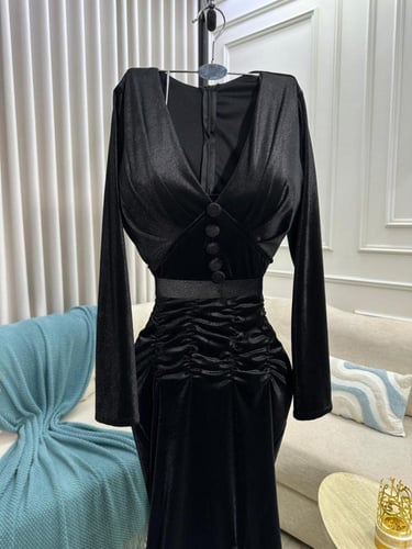 فستان سهره اسود مخمل