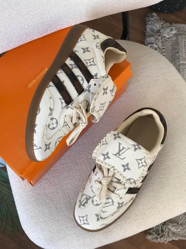 شوز لويس فيتون ابيض