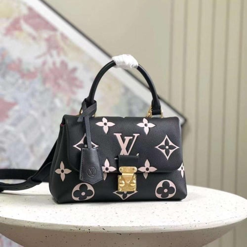 شنطه لويس فيتون