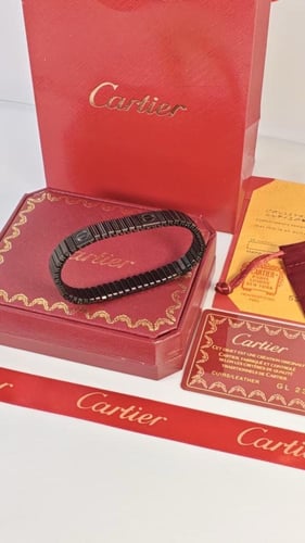 اساور كارتير للجنسين