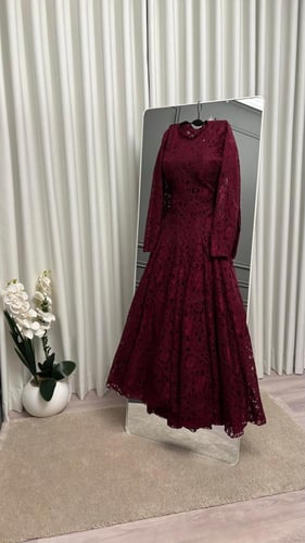 فستان سهره عنابي