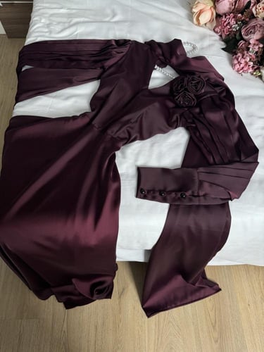 فستان بني محروق