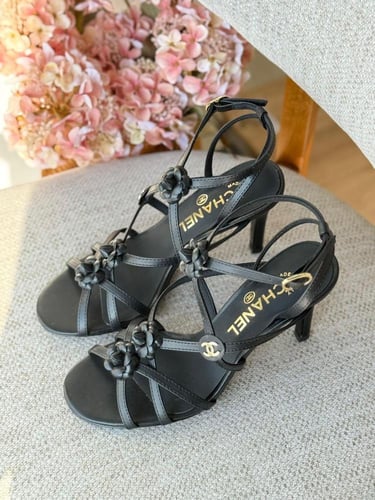 كعب شانيل ماستر