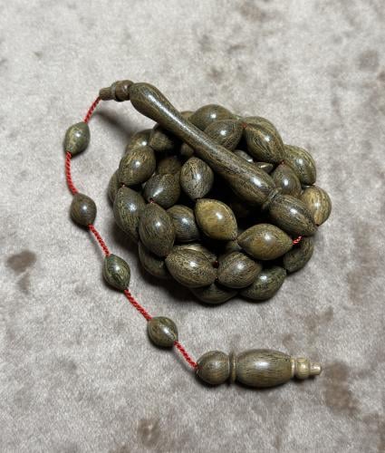 سبحة خشب البلسانك