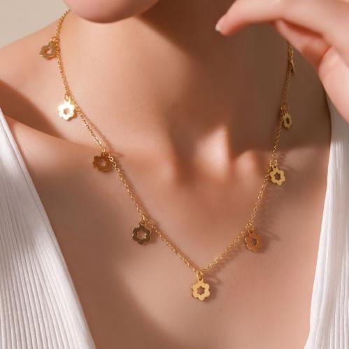 عقد ذهب عيار 21