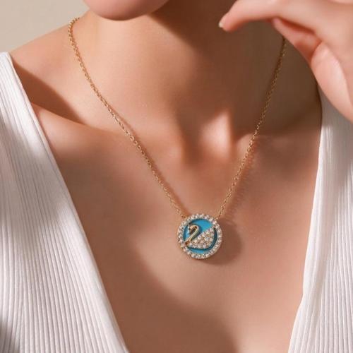 عقد ذهب عيار 18